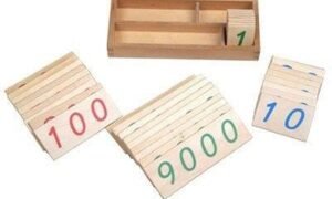 Tarjetas pequeñas de números de madera con caja (1–9000) (PREVENTA)